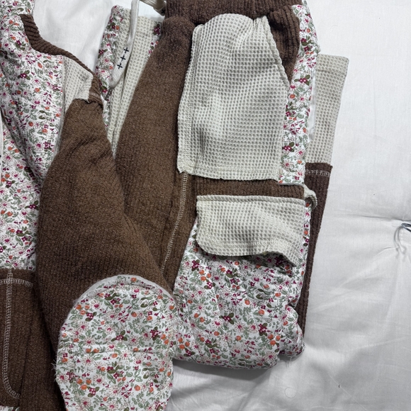 NEW (TAGLESS) Floral Patchwork Jacket with Brown Accents - Picture 4 of 6